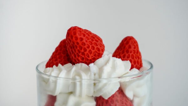 FRESAS CON CREMA